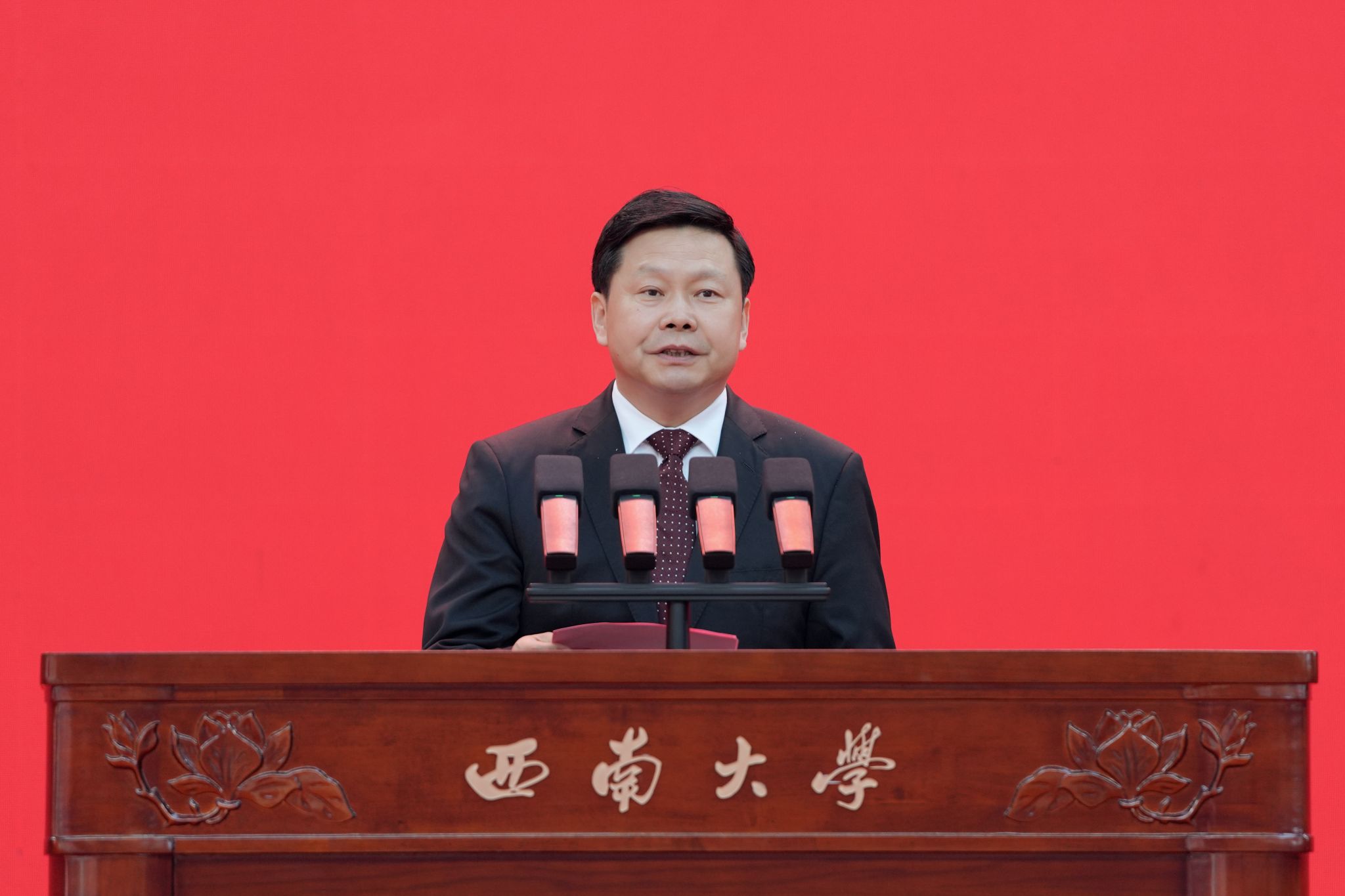 文件名称:DSC04734.jpg原图大小:12.12MB