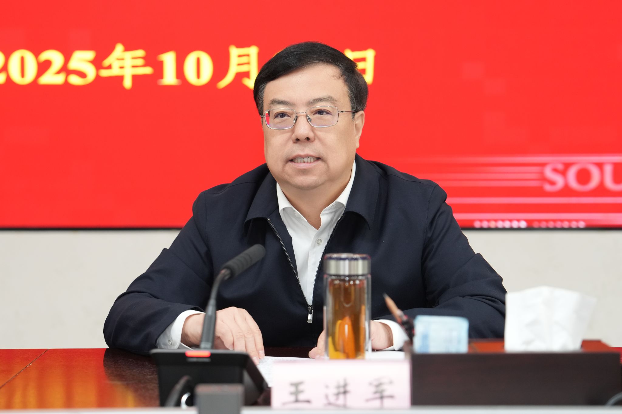 文件名称:DSC05090.jpg原图大小:14.07MB