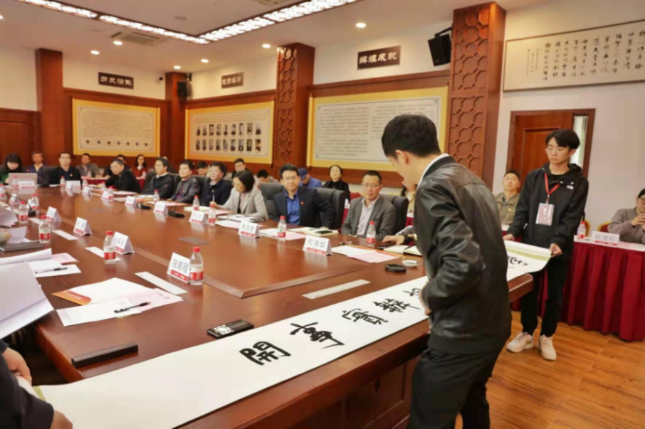 文件名称:image2.png原图大小:NaNGB