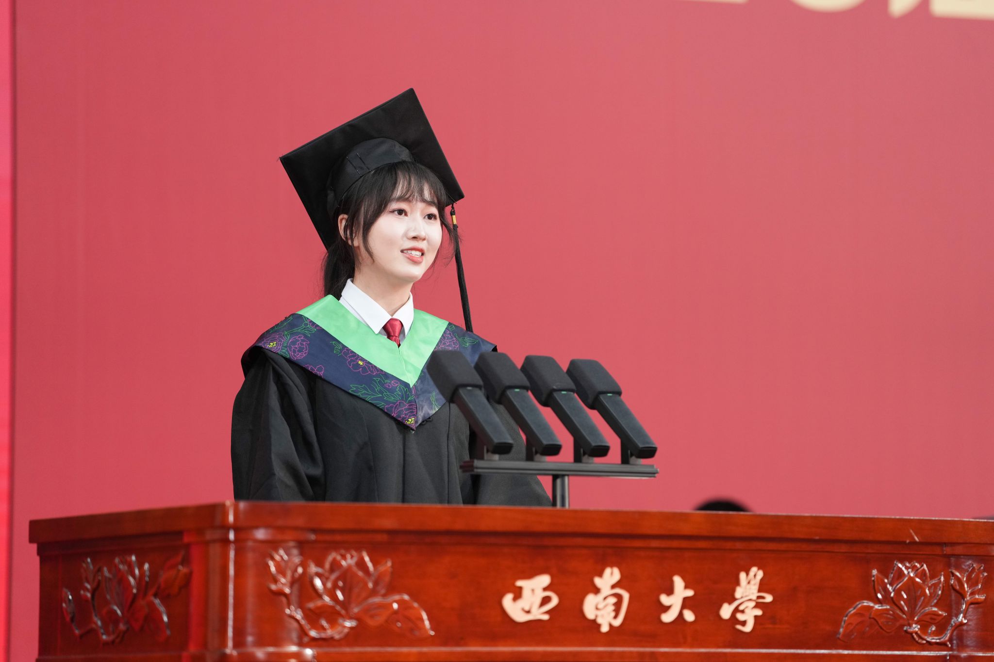 文件名称:代表学生.jpg原图大小:3.11MB